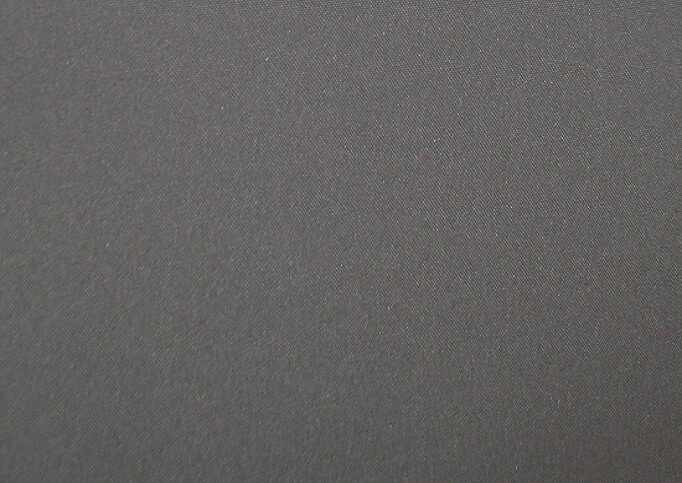 B 829
